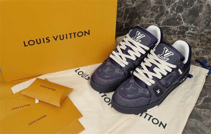 L1VV TRAINER-BLUE