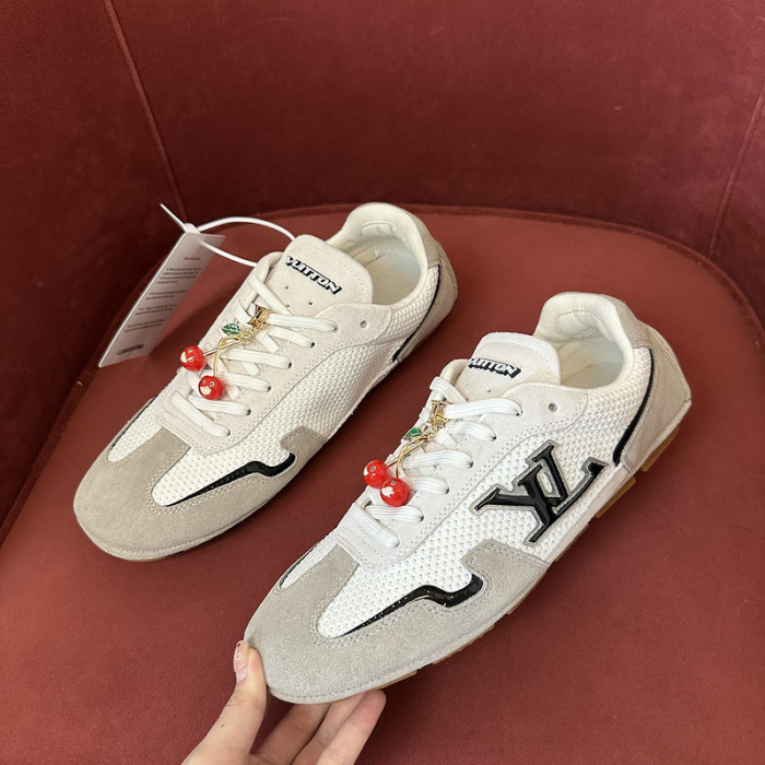 L1VV Rally Sneakers