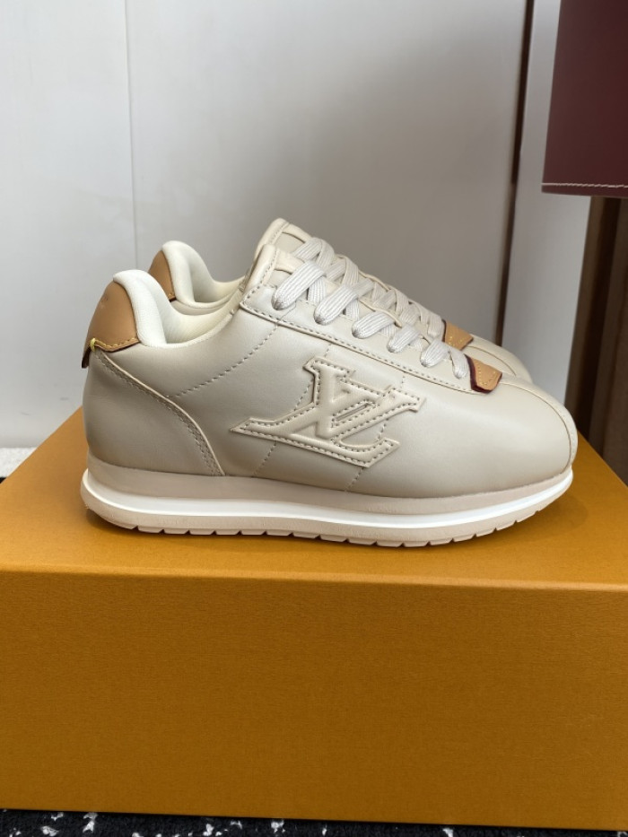L1VV Buttersoft Sneakers