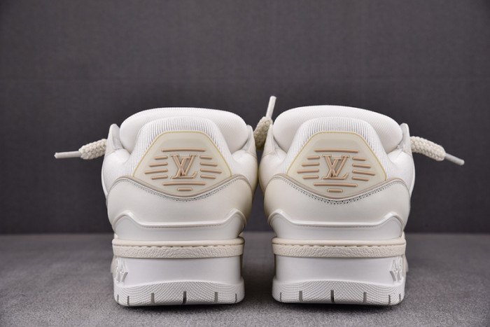 l1vv trainer