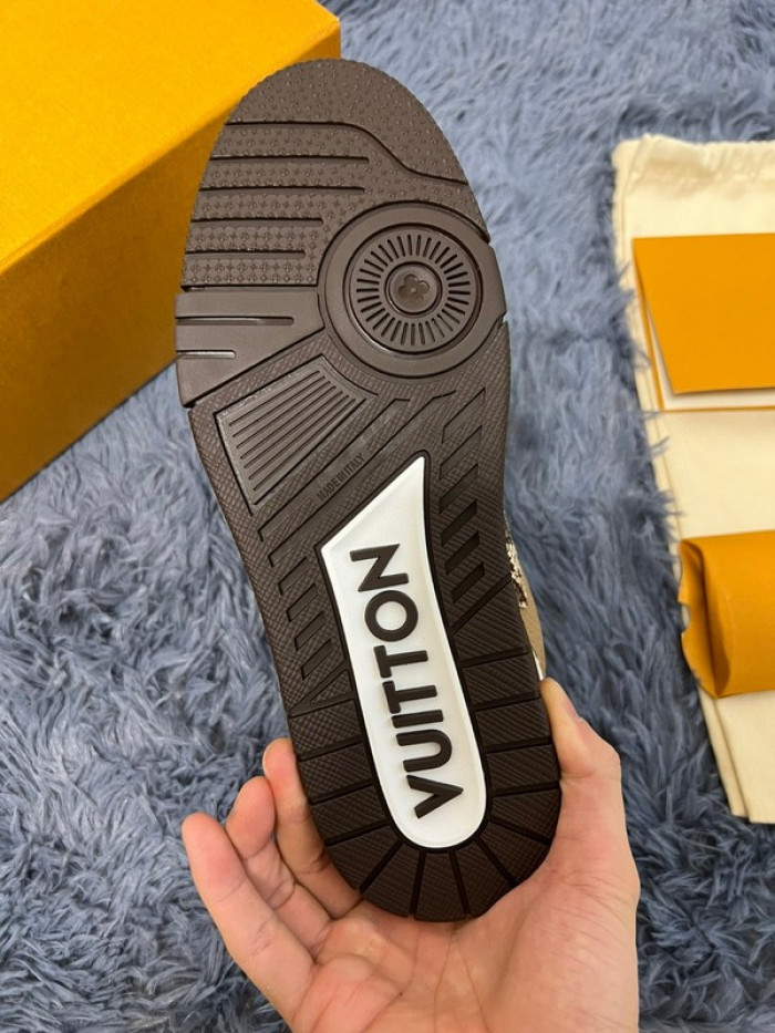 l1vv trainer