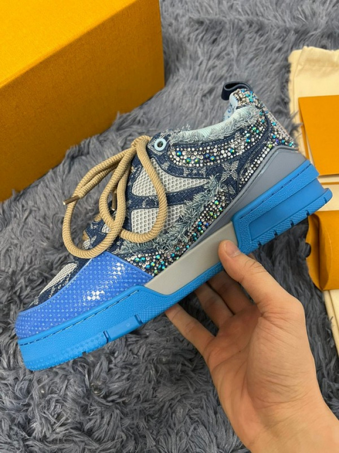 l1vv trainer