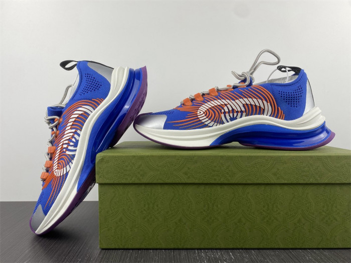 gu run sneaker