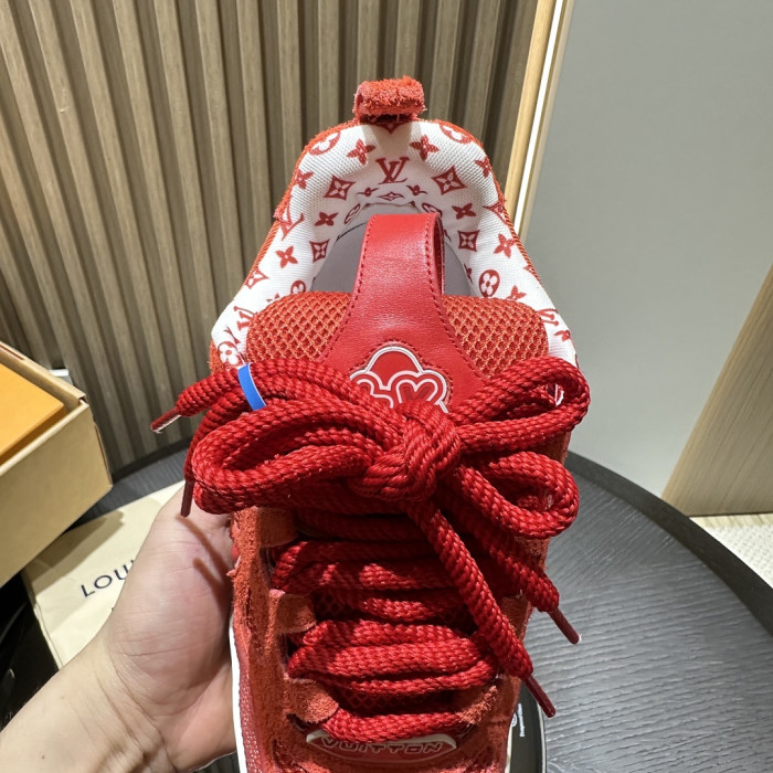L1VV TRAINER