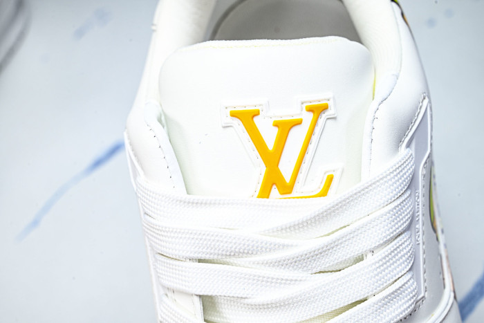 L1VV TRAINER
