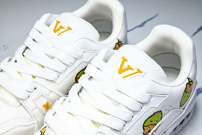 L1VV TRAINER