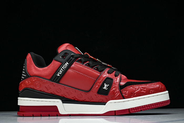 L1VV TRAINER