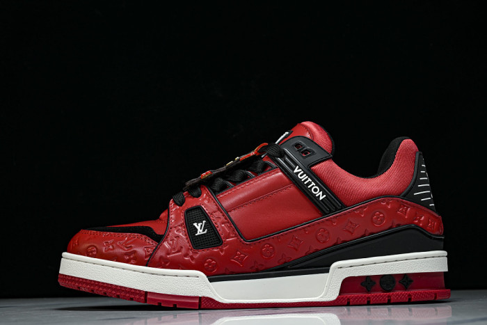 L1VV TRAINER