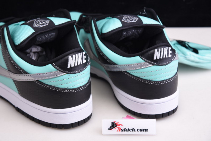 nike dunk sb low diamond S*pply co. "t*f*ny" 304292-402