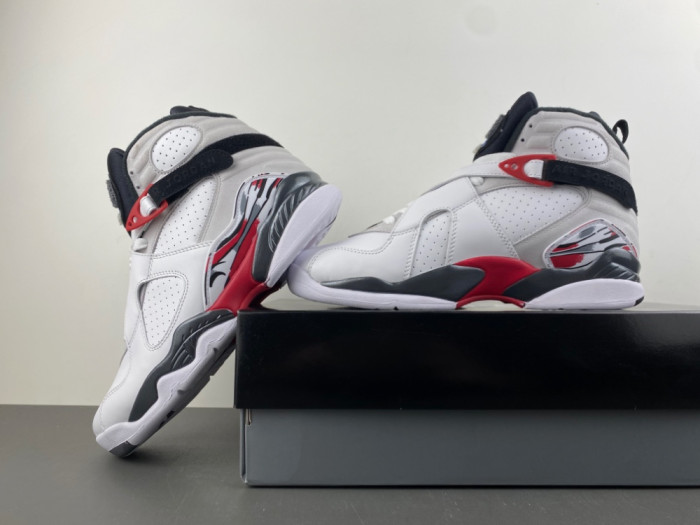 Air Jordan 8 “Bugs Bunny” 305381-100