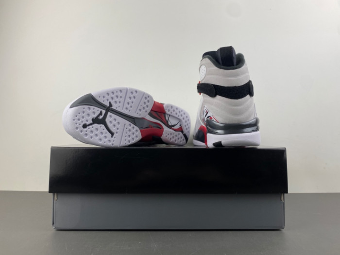Air Jordan 8 “Bugs Bunny” 305381-100