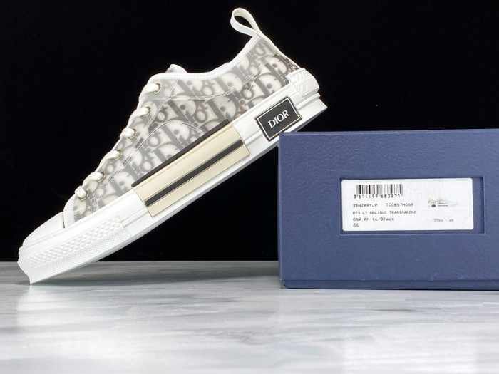 b23 oblique sneaker