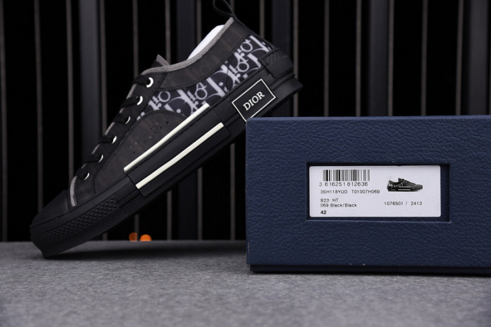 b23 oblique sneaker