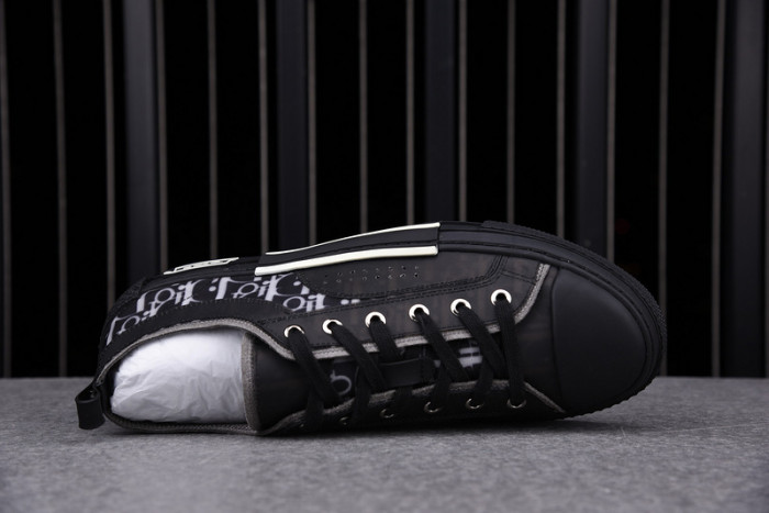 b23 oblique sneaker