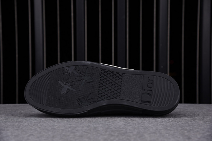b23 oblique sneaker