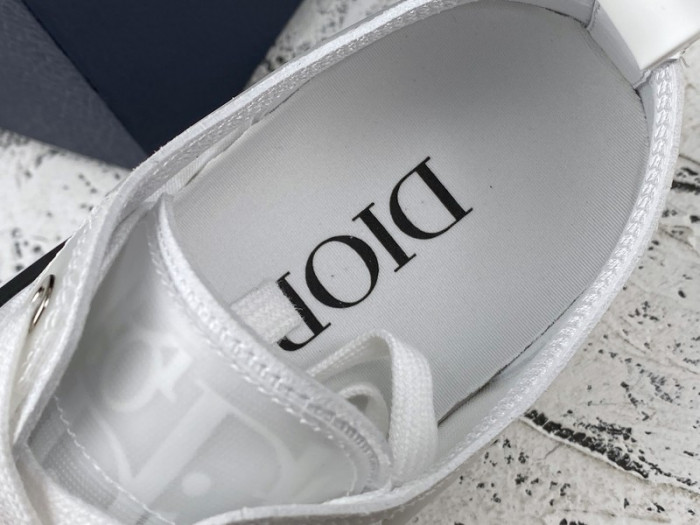 b23 oblique sneaker