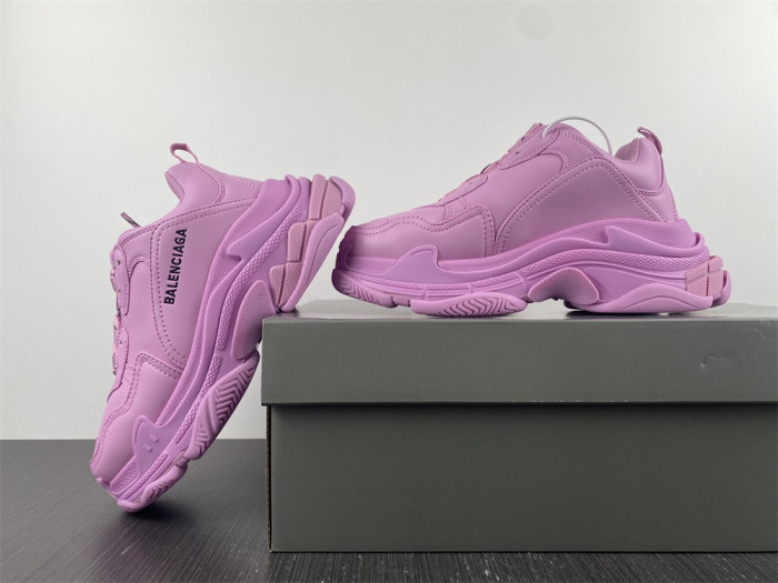balen triple s 524039 w1fc3 902333