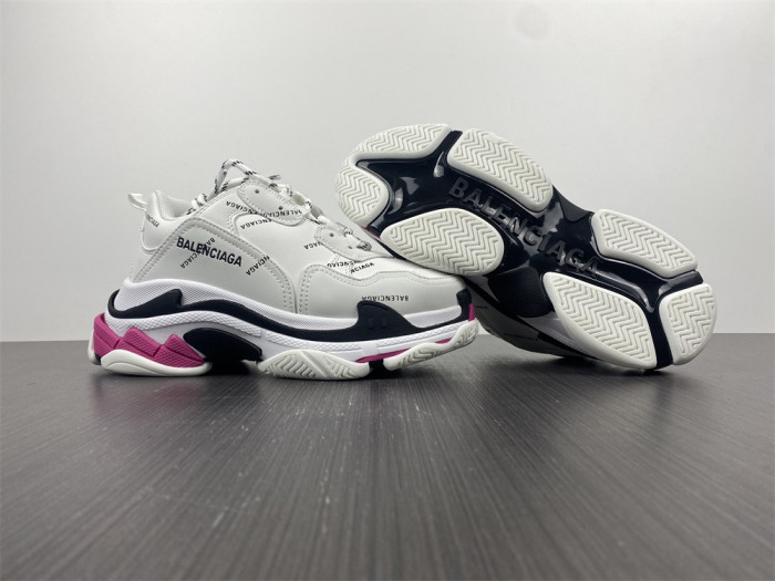 balen sneaker triple.s allover 524039 w2fa4 9155