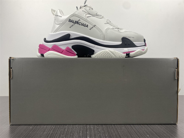 balen sneaker triple.s allover 524039 w2fa4 9155