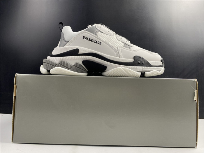 balen triple s trainer
