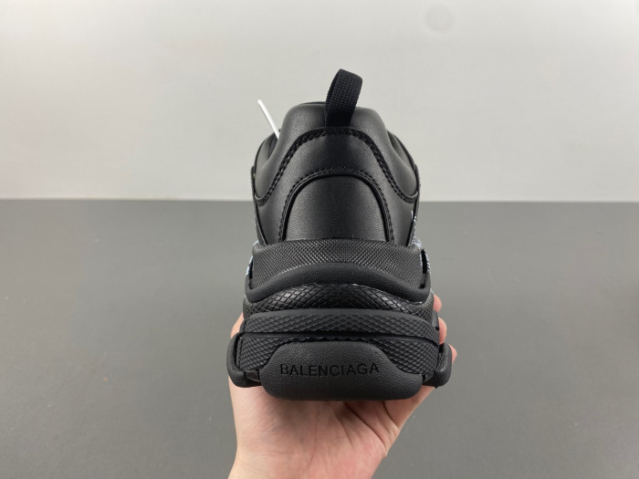 balen triple s black 536737 w2fay 9017