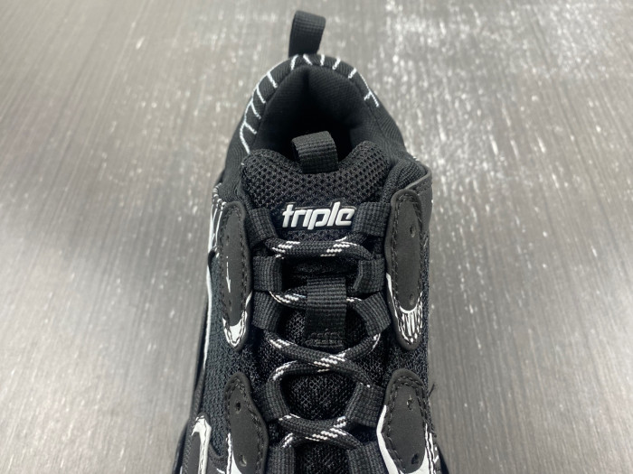 balen triple s black 536737 w2fw6 0102