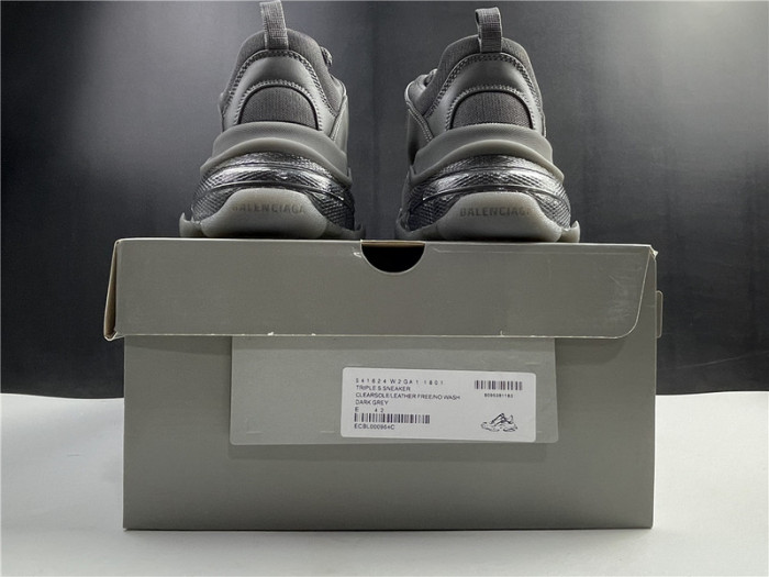 balen triple s sneaker