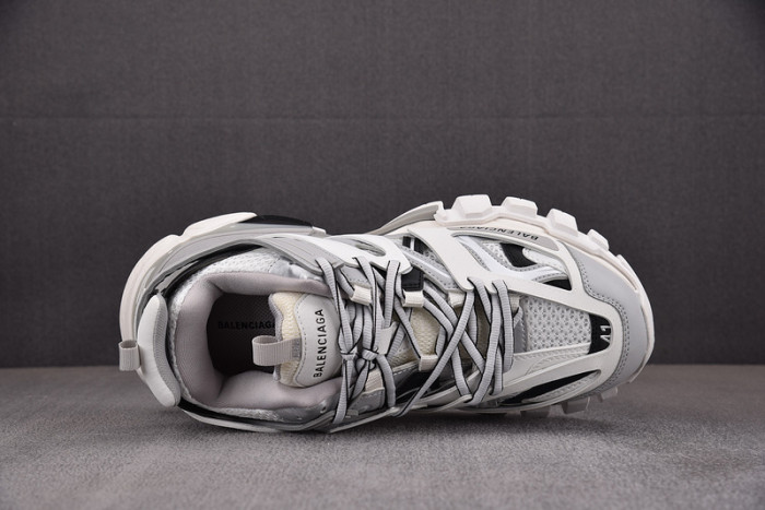 BALEN TRACK TRAINER 542023 W3AD3 9812