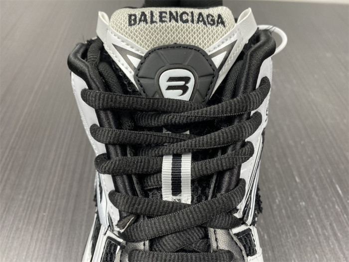 balen black & white runner sneakers 677402 w3rb2 9010