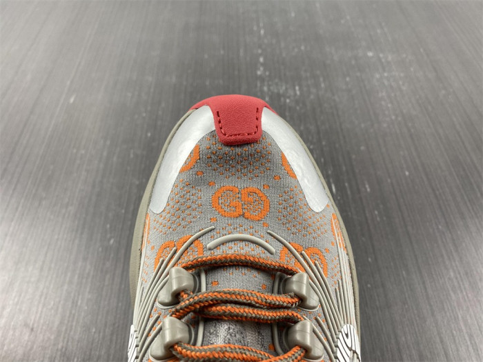 gu run sneaker