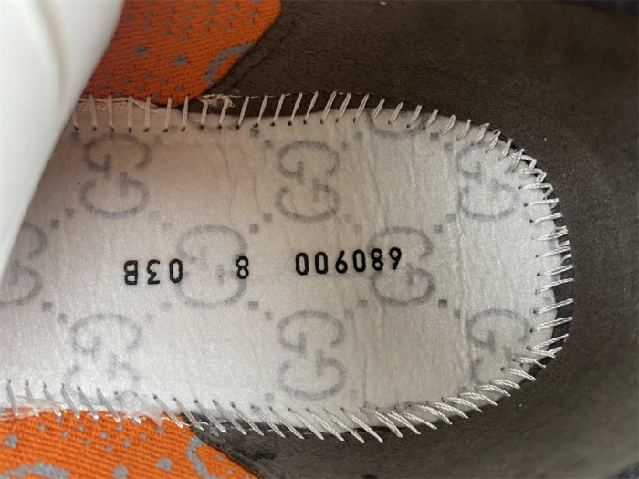 gu run sneaker