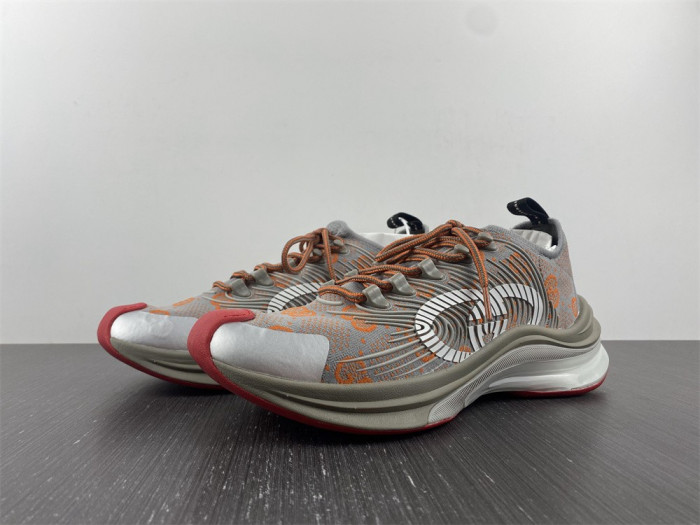 gu run sneaker