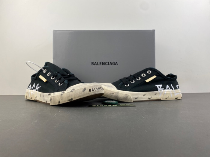 Balen Paris Low 688754 W3RR5 1099