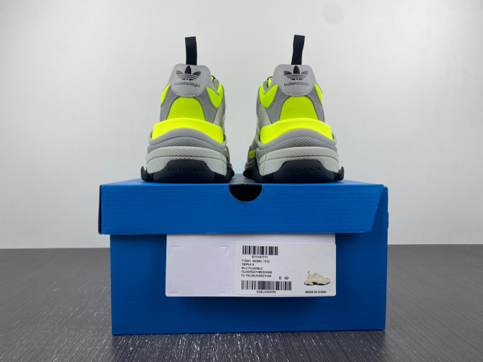 balen triple s grey green 712821 w2zb5 7512