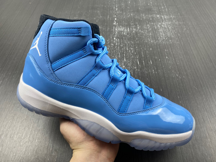 air jordan ultimate gift of flight 717602-900