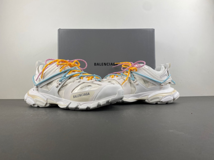 Balen Track Sneakers 800592 WTRHK 0123
