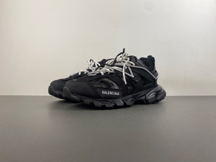 Balen Track Sneakers 3.0 800592 WTRHK 1020