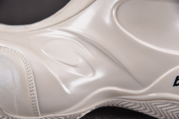 Balen Basketball Sneakers 824909 WBKBM 9000