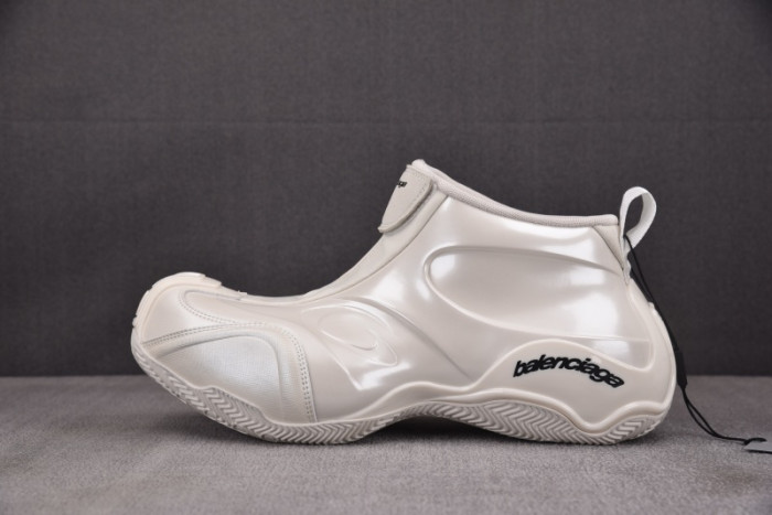 Balen Basketball Sneakers 824909 WBKBM 9000