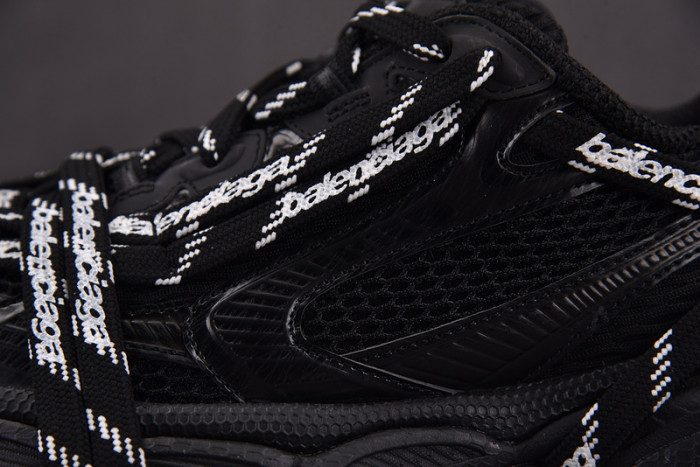 BALEN 3XL SNEAKER 825597 W3XH1 1000