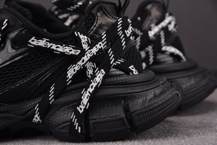 BALEN 3XL SNEAKER 825597 W3XH1 1000