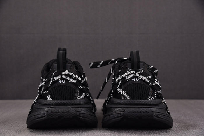 BALEN 3XL SNEAKER 825597 W3XH1 1000