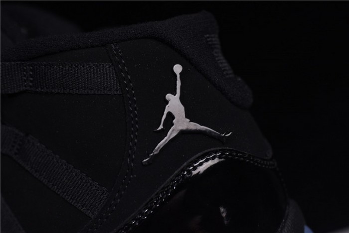 air jordan 11 “cap and gown” black 378037-005