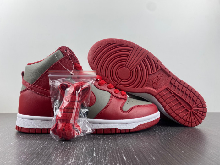 nike dunk high unlv 850477-001