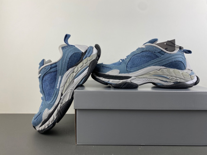 Balen Triple S.2 Sneaker 865849 WTRS2 0310