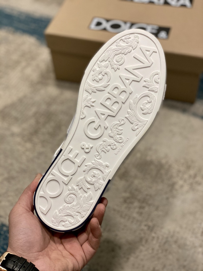 dg sneakers