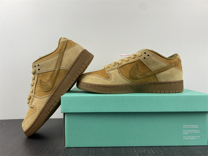 nike sb dunk low wheat (2017) 883232-700