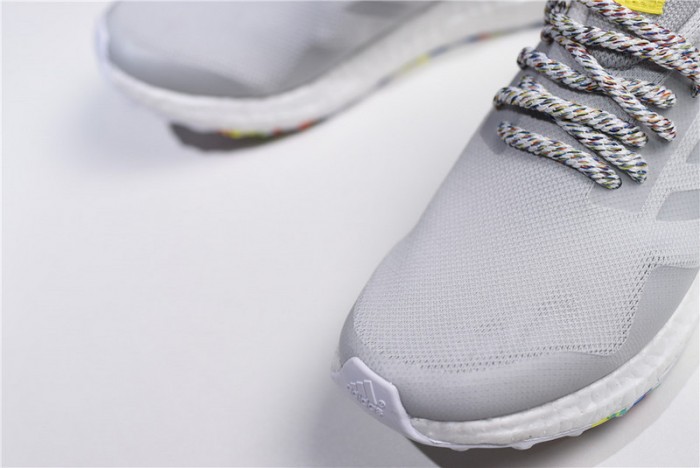 a*d*das ultra boost mid black multi-color - g26841