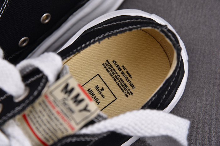 maison mihara yasuhiro canvas sneakers
