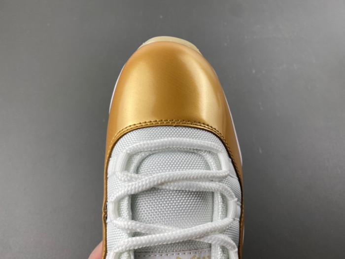 Air Jordan 11 Retro Low Mother